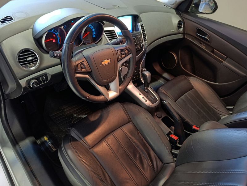 Chevrolet Chev Cruze Lt Nb 2014/2014 SIM VEÍCULOS PORTO ALEGRE / Carros no Vale