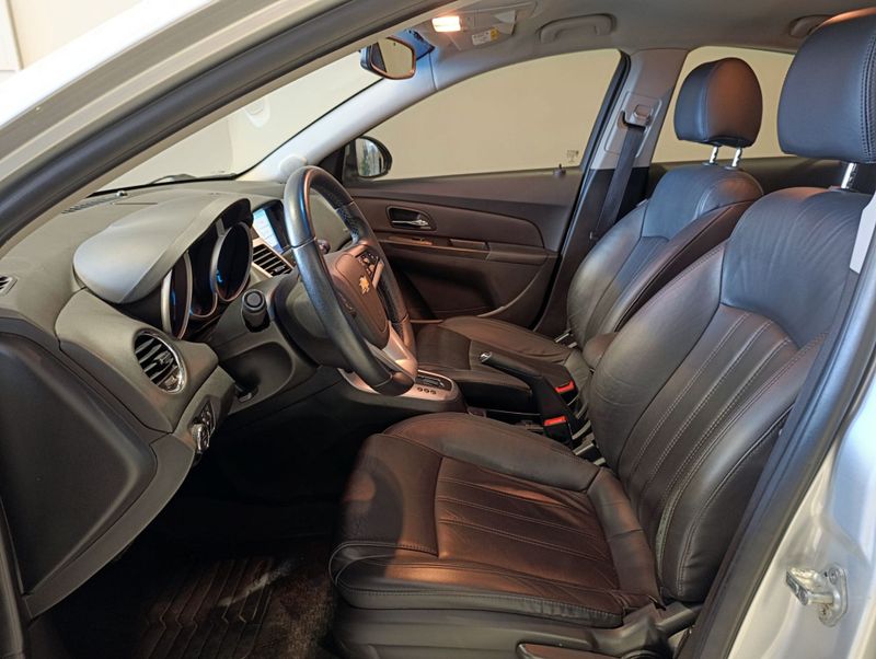 Chevrolet Chev Cruze Lt Nb 2014/2014 SIM VEÍCULOS PORTO ALEGRE / Carros no Vale