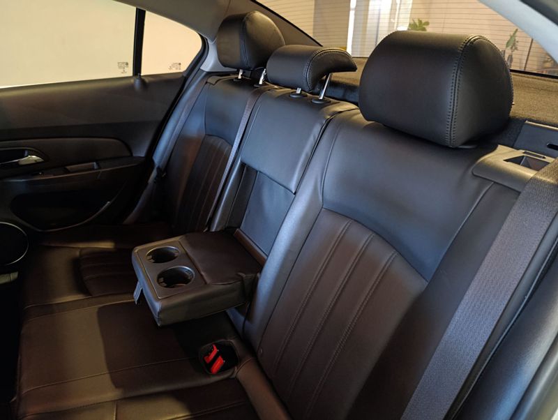 Chevrolet Chev Cruze Lt Nb 2014/2014 SIM VEÍCULOS PORTO ALEGRE / Carros no Vale