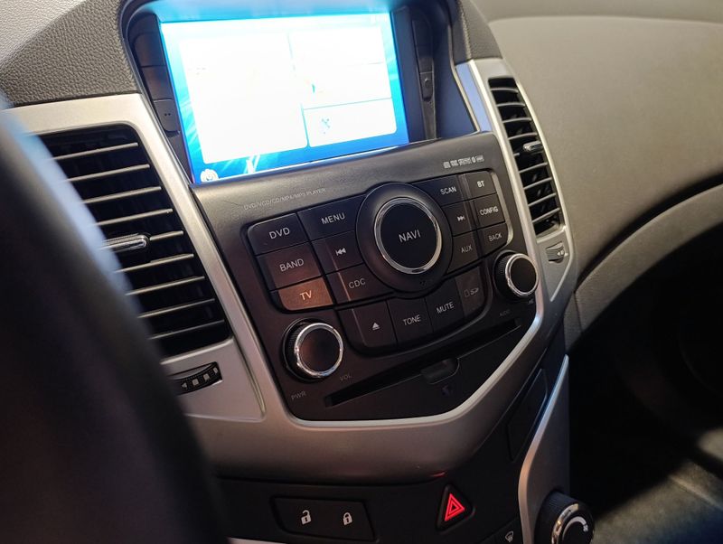 Chevrolet Chev Cruze Lt Nb 2014/2014 SIM VEÍCULOS PORTO ALEGRE / Carros no Vale