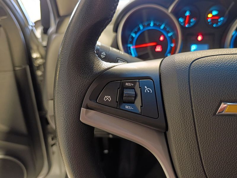 Chevrolet Chev Cruze Lt Nb 2014/2014 SIM VEÍCULOS PORTO ALEGRE / Carros no Vale