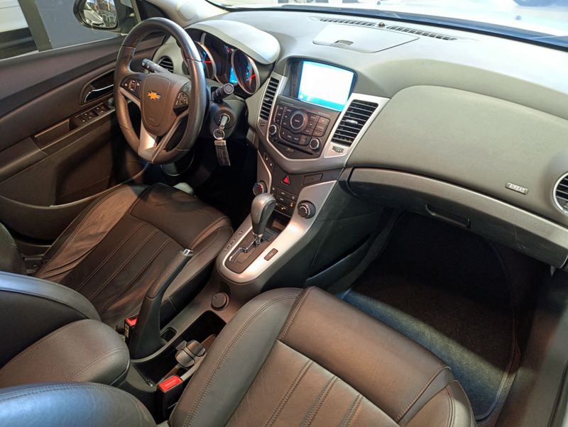 Chevrolet Chev Cruze Lt Nb 2014/2014 SIM VEÍCULOS PORTO ALEGRE / Carros no Vale