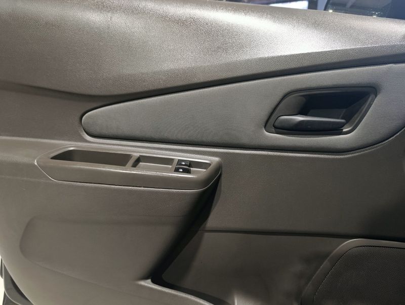 Chevrolet Cobalt 1.4 Lt 2012/2012 SIM VEÍCULOS PORTO ALEGRE / Carros no Vale