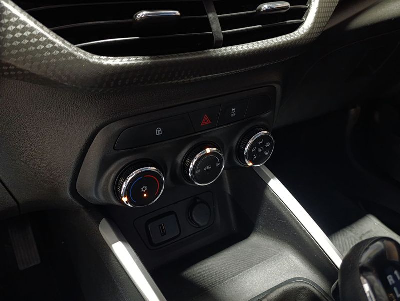 Chevrolet Onix Hatch Lt 1.0 12v Mec 2022/2022 SIM VEÍCULOS PORTO ALEGRE / Carros no Vale