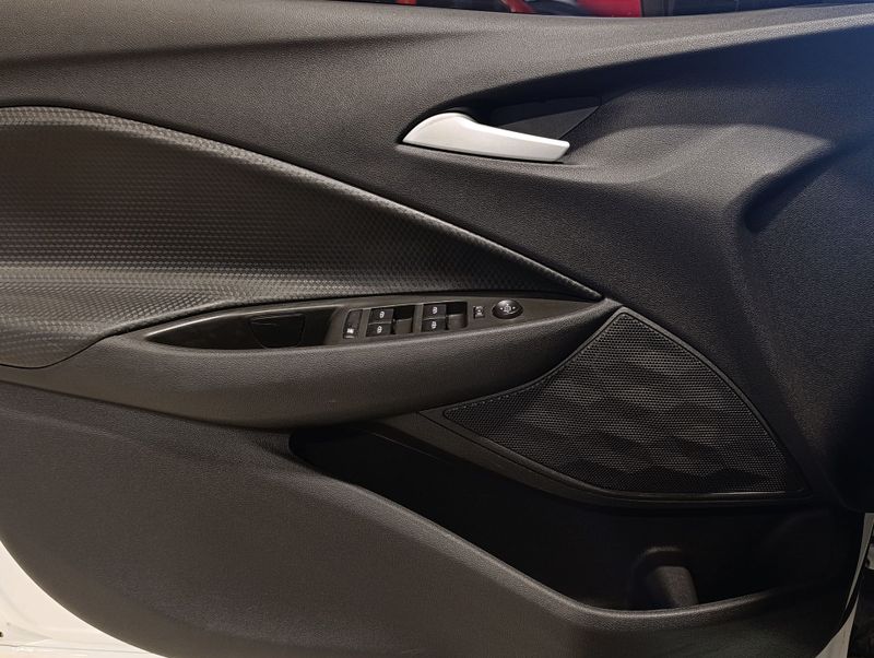 Chevrolet Onix Hatch Lt 1.0 12v Mec 2022/2022 SIM VEÍCULOS PORTO ALEGRE / Carros no Vale