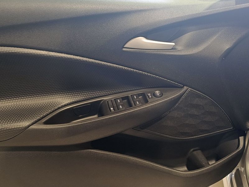 Chevrolet Onix Sedan Plus Ltz 1.0 12v Tb Mec 2022/2023 SIM VEÍCULOS PORTO ALEGRE / Carros no Vale