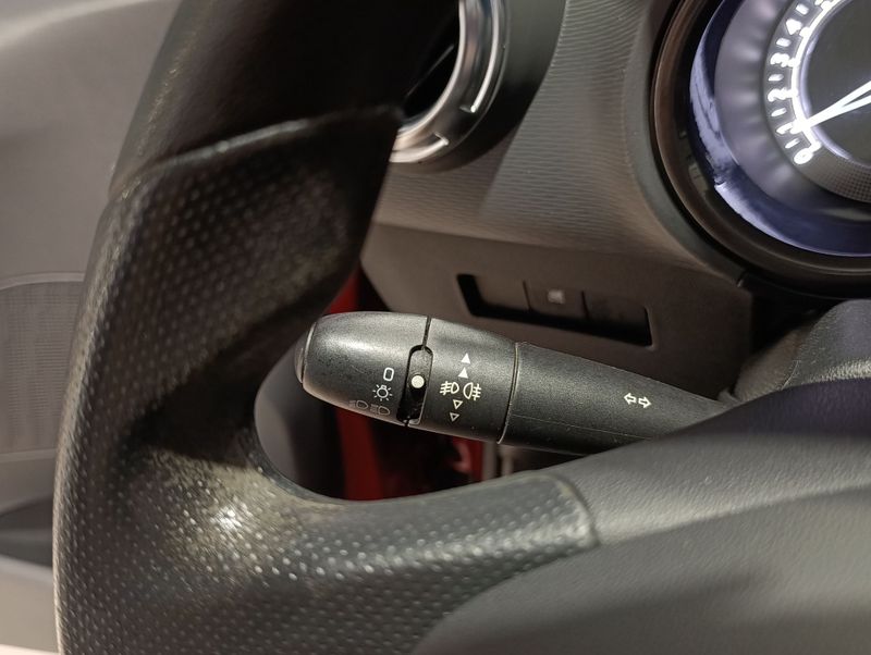 Citroen C3 Tendance 1.5 8v 2013/2014 SIM VEÍCULOS PORTO ALEGRE / Carros no Vale