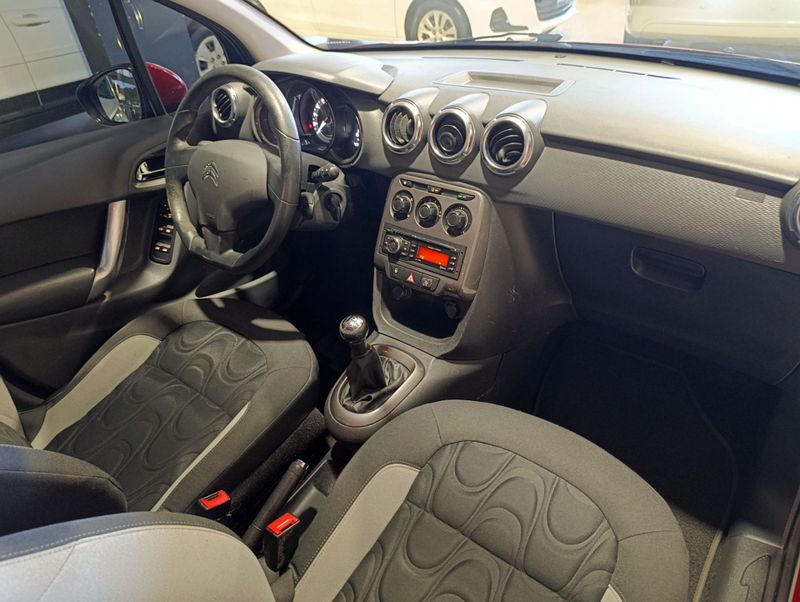 Citroen C3 Tendance 1.5 8v 2013/2014 SIM VEÍCULOS PORTO ALEGRE / Carros no Vale