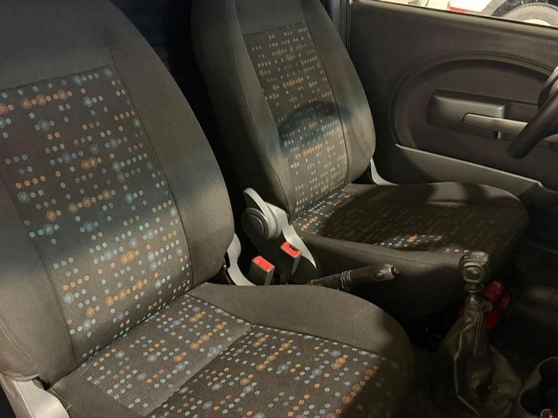 Fiat Fiorino 1.4 2014/2015 SIM VEÍCULOS PORTO ALEGRE / Carros no Vale