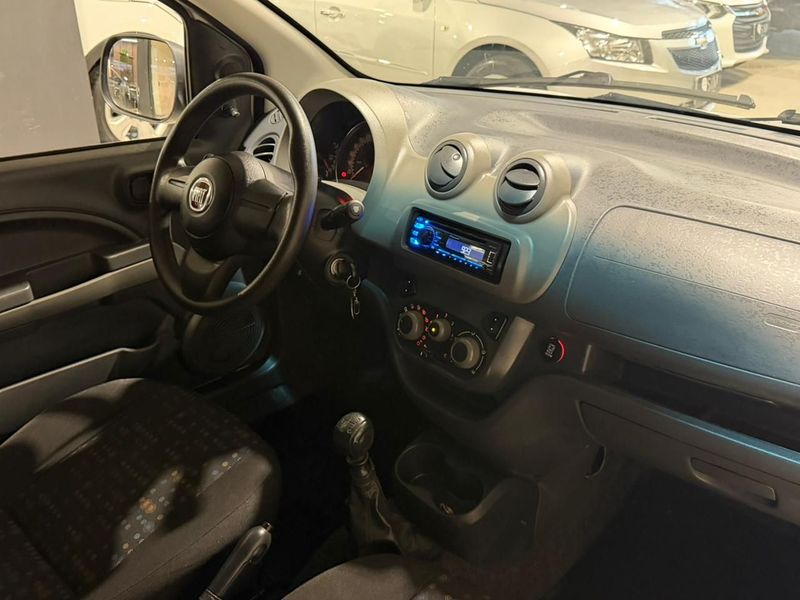 Fiat Fiorino 1.4 2014/2015 SIM VEÍCULOS PORTO ALEGRE / Carros no Vale