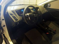 Ford Focus 1.6 Ssese Plus 8v16v 2013/2014 SIM VEÍCULOS PORTO ALEGRE / Carros no Vale