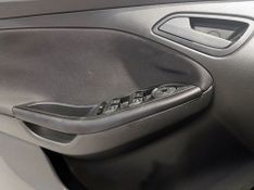 Ford Focus 1.6 Ssese Plus 8v16v 2013/2014 SIM VEÍCULOS PORTO ALEGRE / Carros no Vale