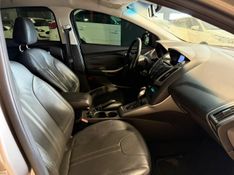 Ford Focus Sedan Se 2.0 2014/2015 SIM VEÍCULOS PORTO ALEGRE / Carros no Vale