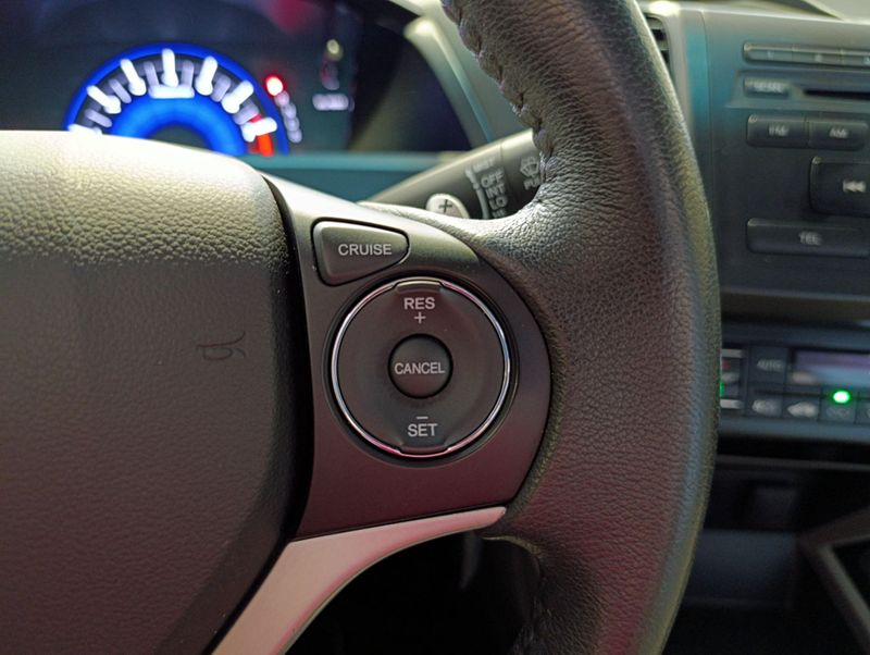 Honda Civic Lxr 2.0 Flexone 16v 2014/2015 SIM VEÍCULOS PORTO ALEGRE / Carros no Vale