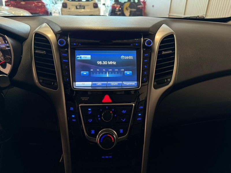 Hyundai I30 1.8 16v 2015/2016 SIM VEÍCULOS PORTO ALEGRE / Carros no Vale