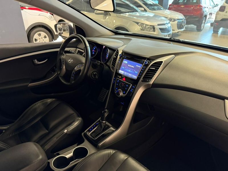 Hyundai I30 1.8 16v 2015/2016 SIM VEÍCULOS PORTO ALEGRE / Carros no Vale