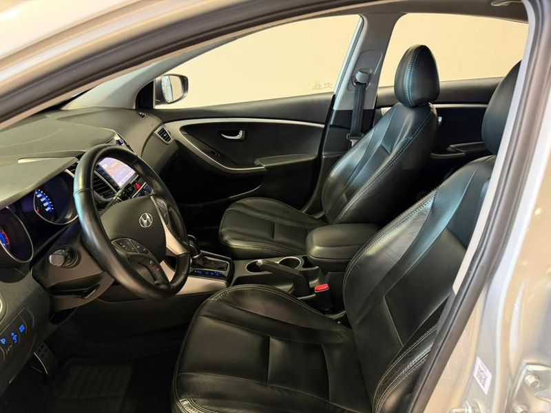 Hyundai I30 1.8 16v 2015/2016 SIM VEÍCULOS PORTO ALEGRE / Carros no Vale