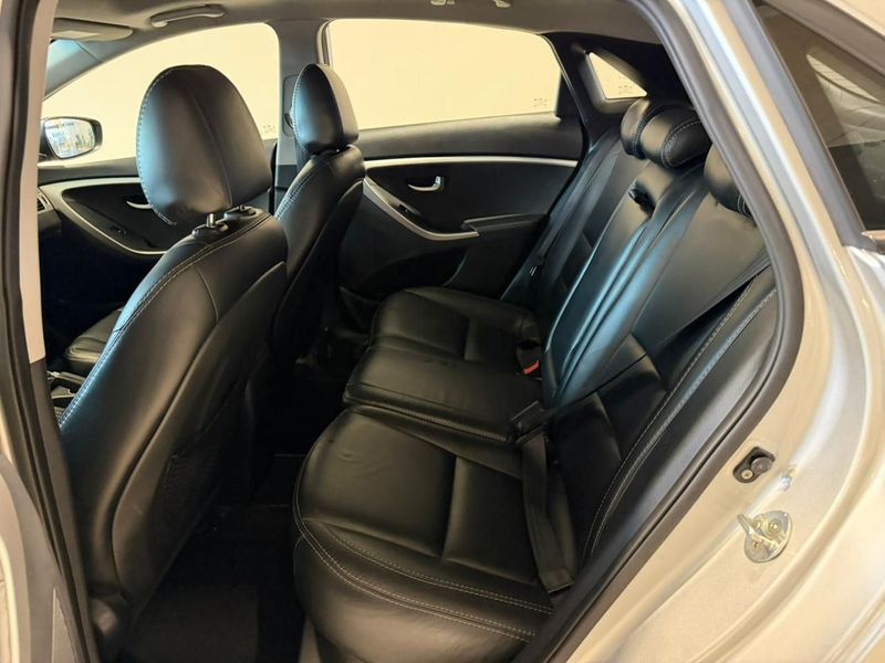 Hyundai I30 1.8 16v 2015/2016 SIM VEÍCULOS PORTO ALEGRE / Carros no Vale