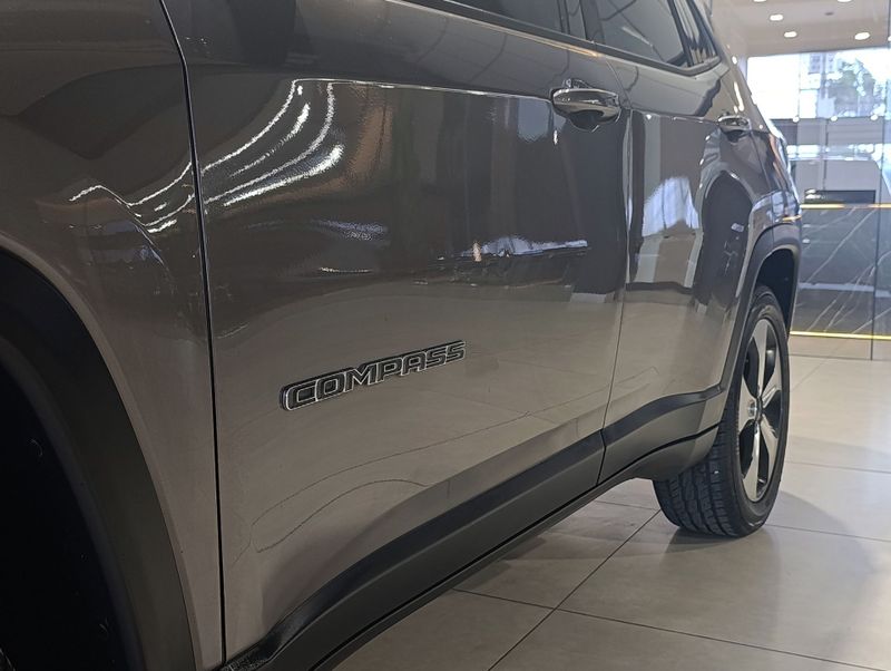 Jeep Compass 2.0 Sport 4×2 16v 2019/2020 SIM VEÍCULOS PORTO ALEGRE / Carros no Vale