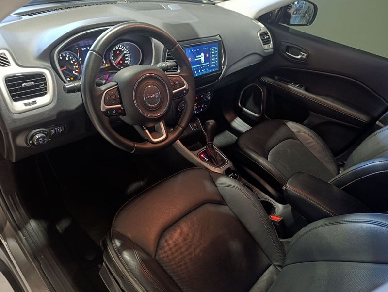 Jeep Compass 2.0 Sport 4×2 16v 2019/2020 SIM VEÍCULOS PORTO ALEGRE / Carros no Vale
