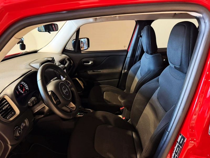 Jeep Renegade 1.8 2018/2018 SIM VEÍCULOS PORTO ALEGRE / Carros no Vale