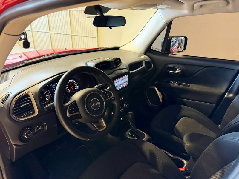 Jeep Renegade 1.8 2018/2018 SIM VEÍCULOS PORTO ALEGRE / Carros no Vale