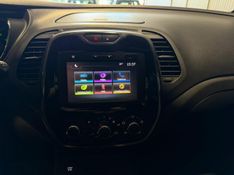 Renault Captur Zen 1.6 16v Mec 2017/2018 SIM VEÍCULOS PORTO ALEGRE / Carros no Vale