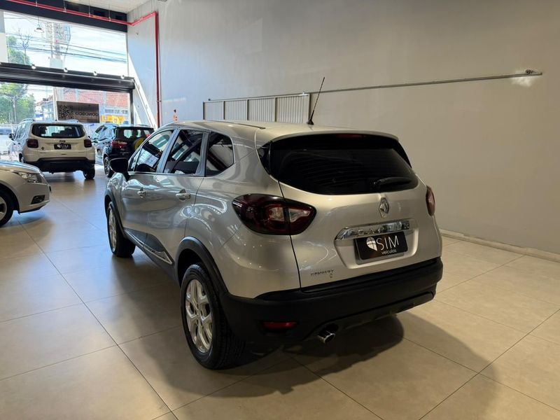 Renault Captur Zen 1.6 16v Mec 2017/2018 SIM VEÍCULOS PORTO ALEGRE / Carros no Vale
