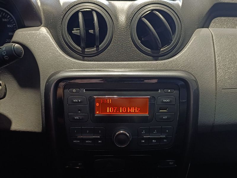 Renault Duster 20 D 4x2a 2012/2013 SIM VEÍCULOS PORTO ALEGRE / Carros no Vale