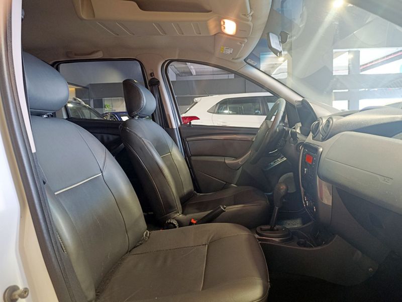 Renault Duster 20 D 4x2a 2012/2013 SIM VEÍCULOS PORTO ALEGRE / Carros no Vale