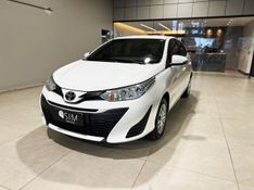Toyota Yaris 1.3 16v Xl Live Multidrive 2021/2022 SIM VEÍCULOS PORTO ALEGRE / Carros no Vale