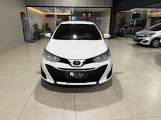 Toyota Yaris 1.3 16v Xl Live Multidrive 2021/2022 SIM VEÍCULOS PORTO ALEGRE / Carros no Vale