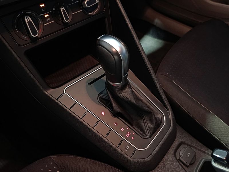 Volkswagen Polo Cl Ad 2019/2020 SIM VEÍCULOS PORTO ALEGRE / Carros no Vale