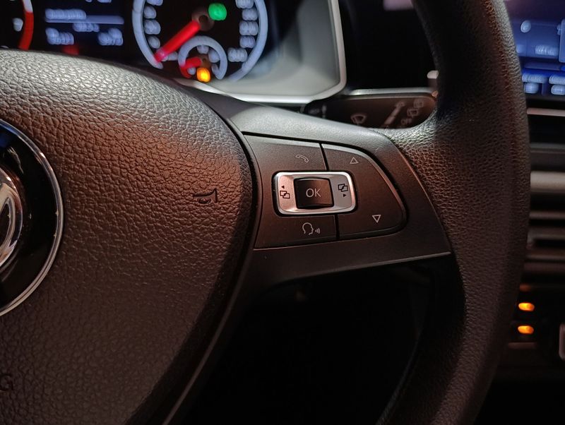 Volkswagen Polo Cl Ad 2019/2020 SIM VEÍCULOS PORTO ALEGRE / Carros no Vale
