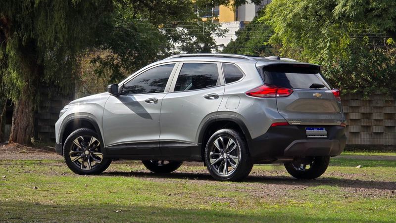 CHEVROLET TRACKER Premier 1.2 Turbo 12V 2023/2024 AUTO NÍVEL VEÍCULOS SANTA CRUZ DO SUL / Carros no Vale