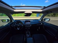 CHEVROLET TRACKER Premier 1.2 Turbo 12V 2023/2024 AUTO NÍVEL VEÍCULOS SANTA CRUZ DO SUL / Carros no Vale