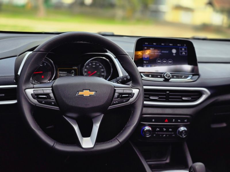 CHEVROLET TRACKER Premier 1.2 Turbo 12V 2023/2024 AUTO NÍVEL VEÍCULOS SANTA CRUZ DO SUL / Carros no Vale