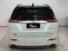 JEEP COMMANDER 2.0 OVERLAND HURRICANE 4X4 TURBO 2024/2025 SUL SERRA MOTORS CAXIAS DO SUL / Carros no Vale