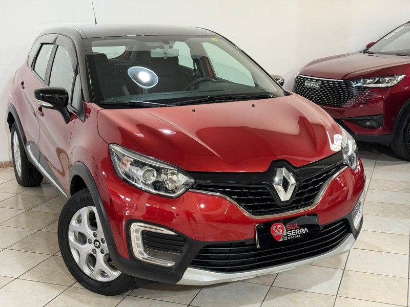 RENAULT CAPTUR 1.6 16V SCE ZEN 2017/2018 SUL SERRA MOTORS CAXIAS DO SUL / Carros no Vale