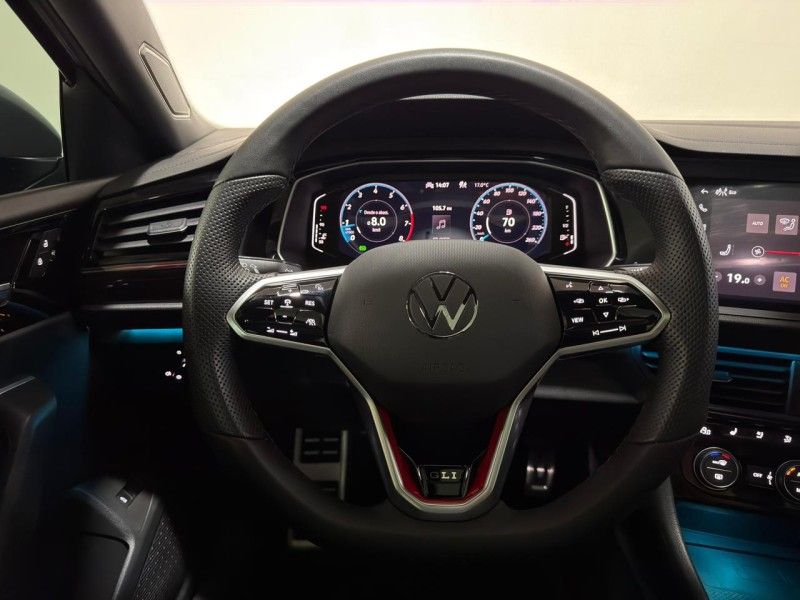 VOLKSWAGEN JETTA 2.0 16V TSI GLI 350 2024/2024 SUL SERRA MOTORS CAXIAS DO SUL / Carros no Vale