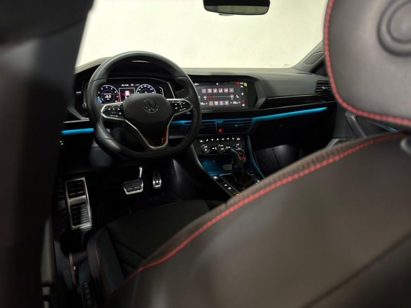 VOLKSWAGEN JETTA 2.0 16V TSI GLI 350 2024/2024 SUL SERRA MOTORS CAXIAS DO SUL / Carros no Vale