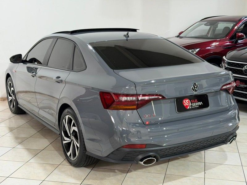 VOLKSWAGEN JETTA 2.0 16V TSI GLI 350 2024/2024 SUL SERRA MOTORS CAXIAS DO SUL / Carros no Vale