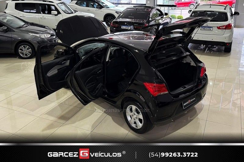 CHEVROLET ONIX 1.4 MPFI LT 8V 2019/2019 GARCEZ VEÍCULOS BENTO GONÇALVES / Carros no Vale