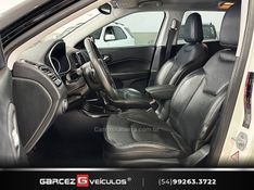 JEEP COMPASS 2.0 16V LIMITED 2017/2018 GARCEZ VEÍCULOS BENTO GONÇALVES / Carros no Vale