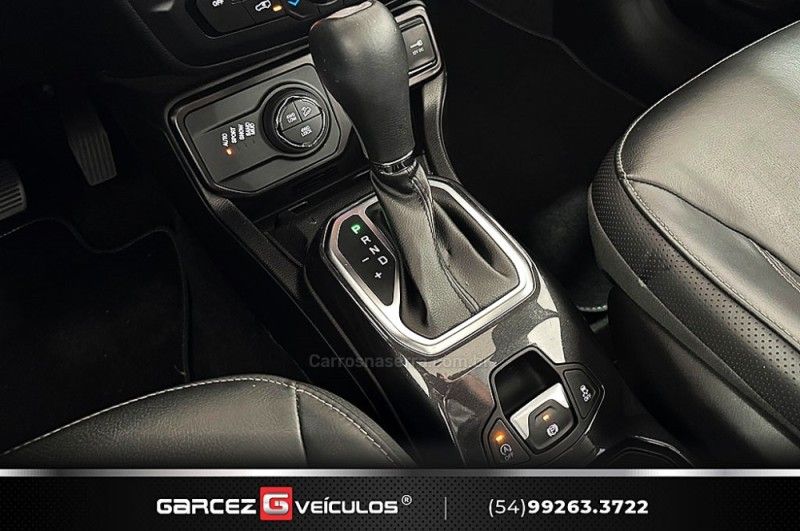 JEEP RENEGADE 1.3 S T270 16V TURBO 4×4 2022/2023 GARCEZ VEÍCULOS BENTO GONÇALVES / Carros no Vale