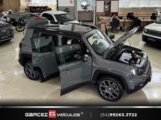 JEEP RENEGADE 1.3 S T270 16V TURBO 4×4 2022/2023 GARCEZ VEÍCULOS BENTO GONÇALVES / Carros no Vale