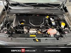 JEEP RENEGADE 1.3 S T270 16V TURBO 4×4 2022/2023 GARCEZ VEÍCULOS BENTO GONÇALVES / Carros no Vale