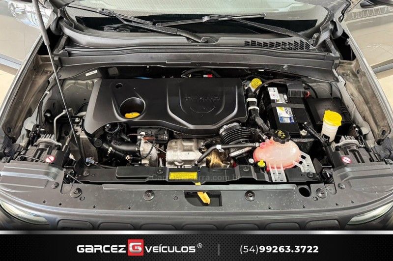 JEEP RENEGADE 1.3 S T270 16V TURBO 4×4 2022/2023 GARCEZ VEÍCULOS BENTO GONÇALVES / Carros no Vale