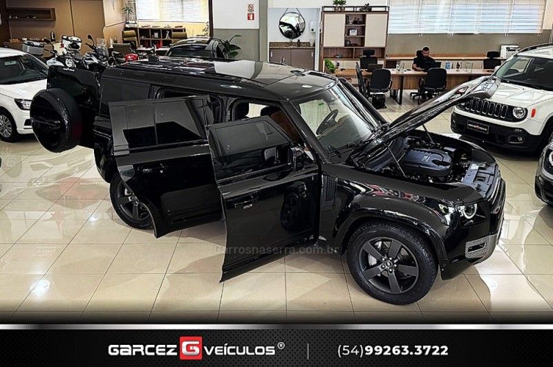 LAND ROVER DEFENDER 3.0 D300 TURBO MHEV 110 X-DYNAMIC HSE AWD 2022/2023 GARCEZ VEÍCULOS BENTO GONÇALVES / Carros no Vale LAND ROVER DEFENDER 3.0 D300 TURBO MHEV 110 X-DYNAMIC HSE AWD 2022/2023 GARCEZ VEÍCULOS BENTO GONÇALVES / Carros no Vale