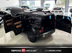 LAND ROVER DEFENDER 3.0 D300 TURBO MHEV 110 X-DYNAMIC HSE AWD 2022/2023 GARCEZ VEÍCULOS BENTO GONÇALVES / Carros no Vale